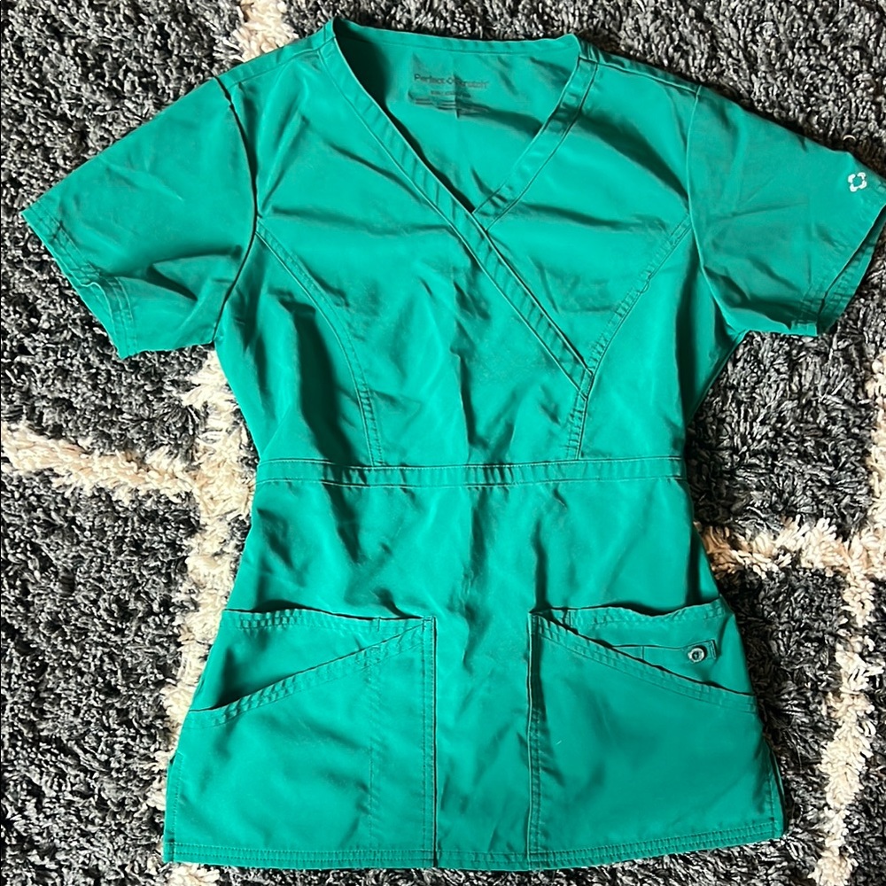 Cherokee Perfect Stretch Green and Purple/Blue Scrub Tops - Picture 4 of 6
